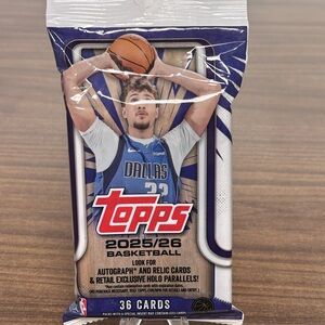 2025-26 Topps NBA Basketball 36-Card SSP Team Logo FAT HOT Pack NEW DD-30